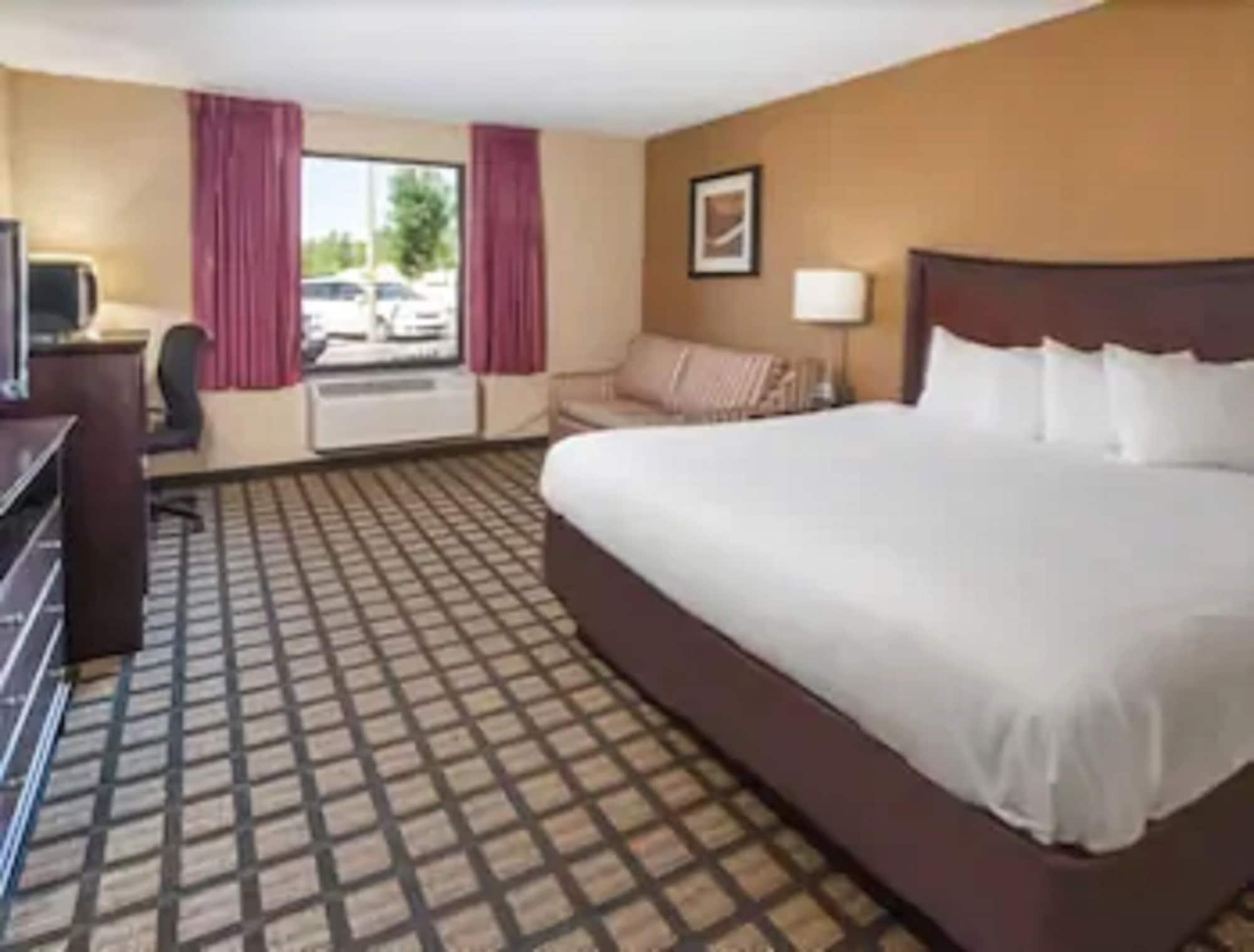 Clarion Pointe Bloomington-Normal Near I-55 And University Экстерьер фото
