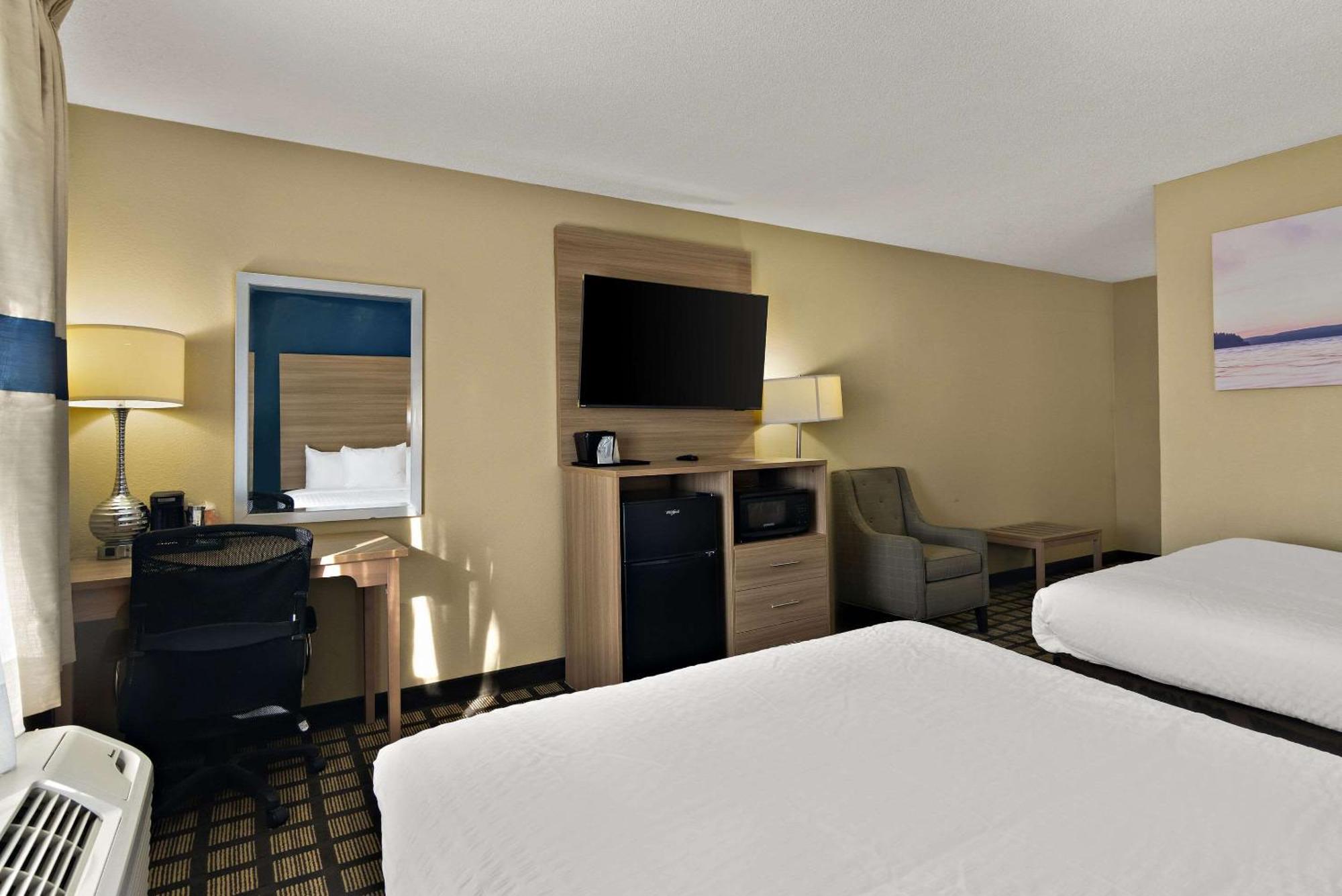 Clarion Pointe Bloomington-Normal Near I-55 And University Экстерьер фото