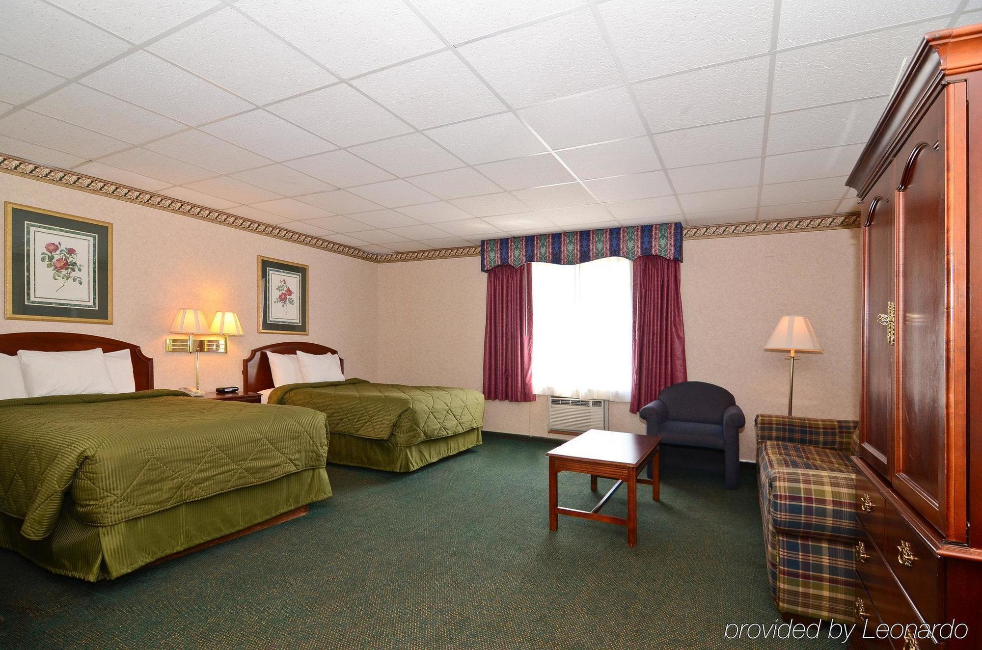 Clarion Pointe Bloomington-Normal Near I-55 And University Экстерьер фото